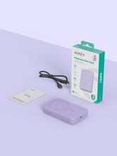 Load image into Gallery viewer, Aukey PB-MS04 10000mAh 20W Magsafe Ultra Slim Powerbank