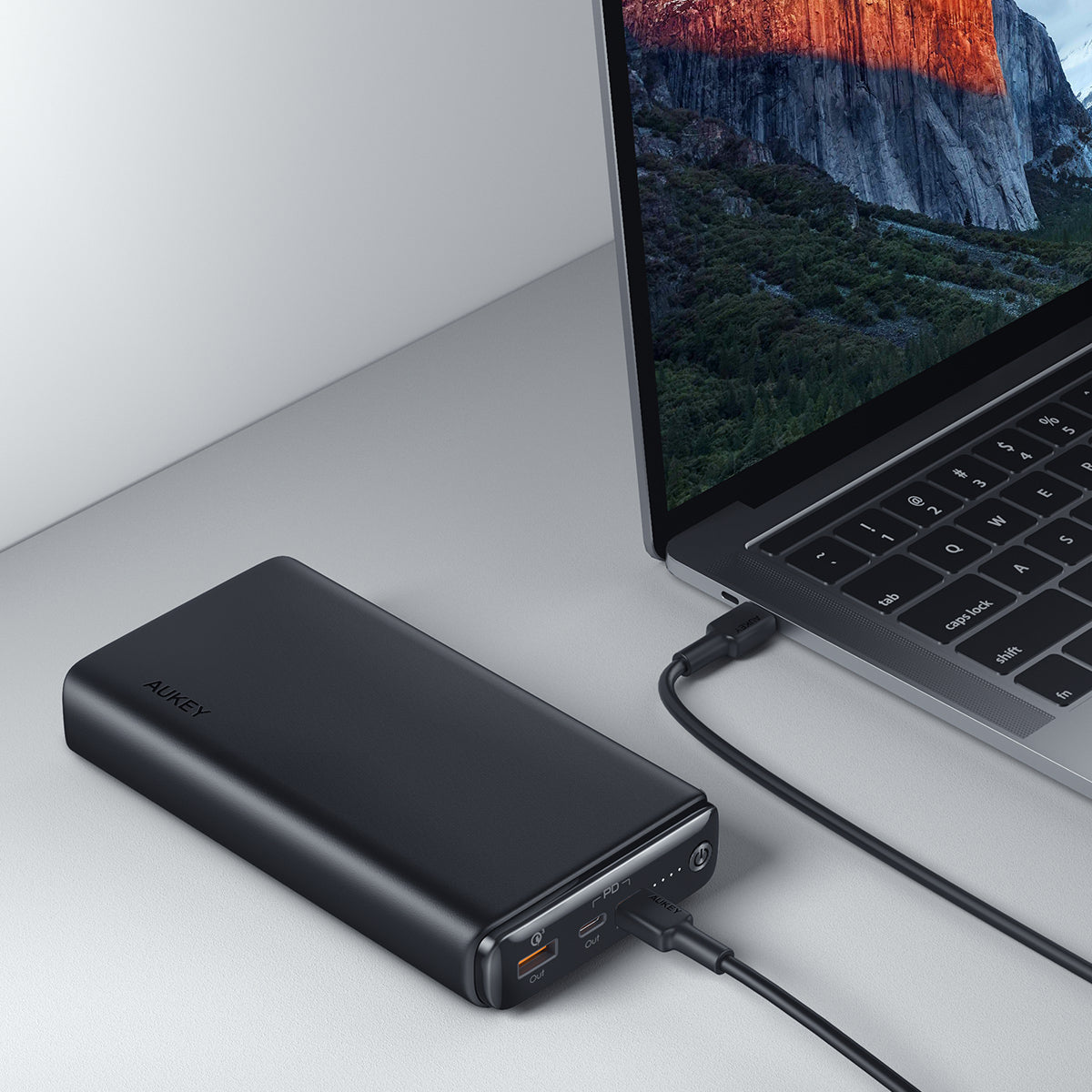 Beregn Plante nordøst Power Bank: Can You Can Charge a Laptop With One? Yes, You Can! – Aukey  Singapore